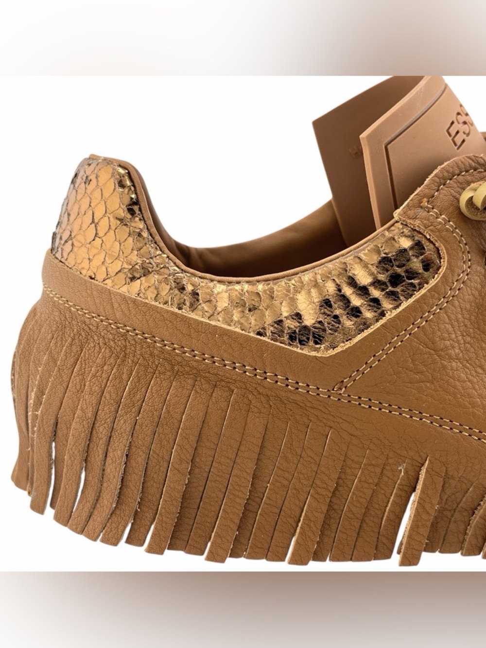 ESSEutESSE new Tan Fringe Leather Sneakers + Box - Picture 10 of 17